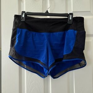 Lululemon Athletica Black and Blue Women's Athletic Shorts